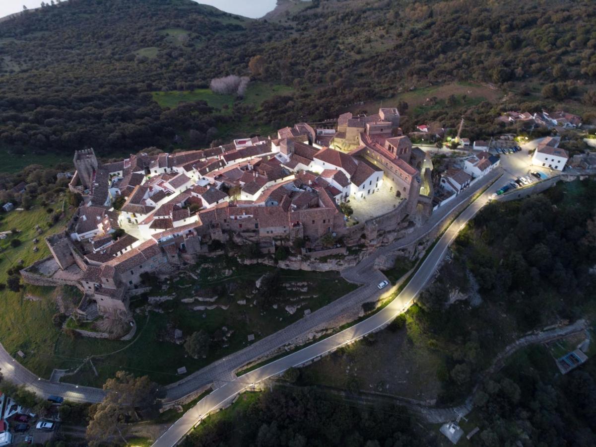 Gospodarstwo wiejskie Tugasa Castillo De Castellar Castellar de la Frontera